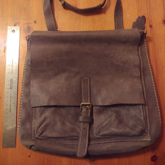 Roots Bags Roots Tribe Leather Purse And Backpack Poshmark